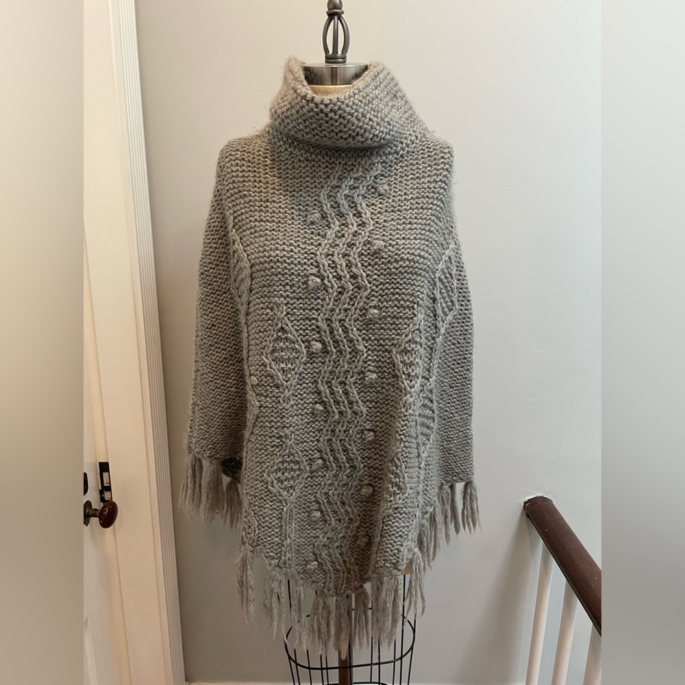 Grey Chunky Wool Poncho